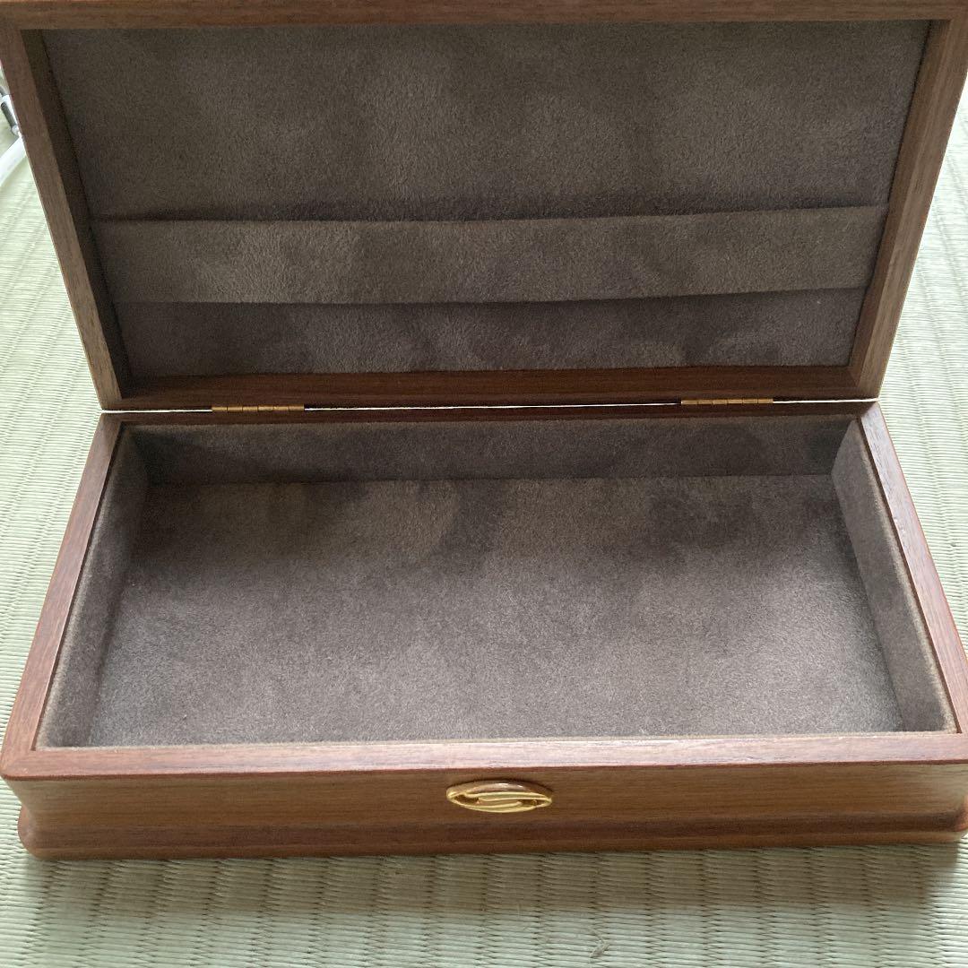 アクセサリーボックス　ウォールナット　レザー加工