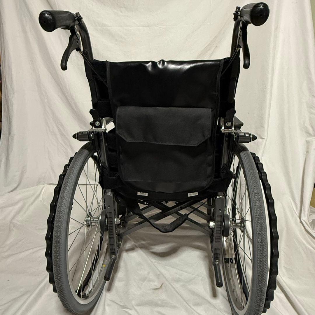カワムラサイクル　自走用　多機能　ノーパンクタイヤ　車椅子　KMD-B22