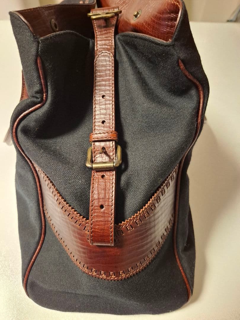 美品　Fendi ボストンバッグ　 黒