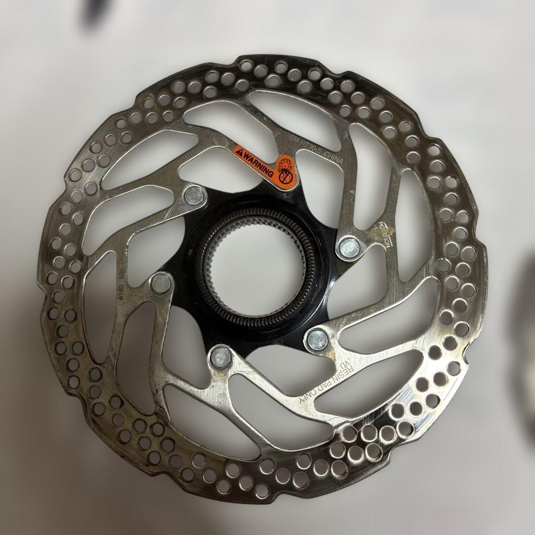 SHIMANO センターロックハブ