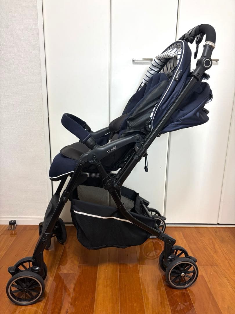 ⭐️美品⭐️Combi メチャカルハンディオート4キャス ソワレネイビー