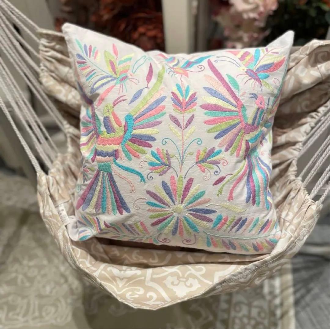 手作りの刺繍、テナンゴ、     メキシコの刺繍