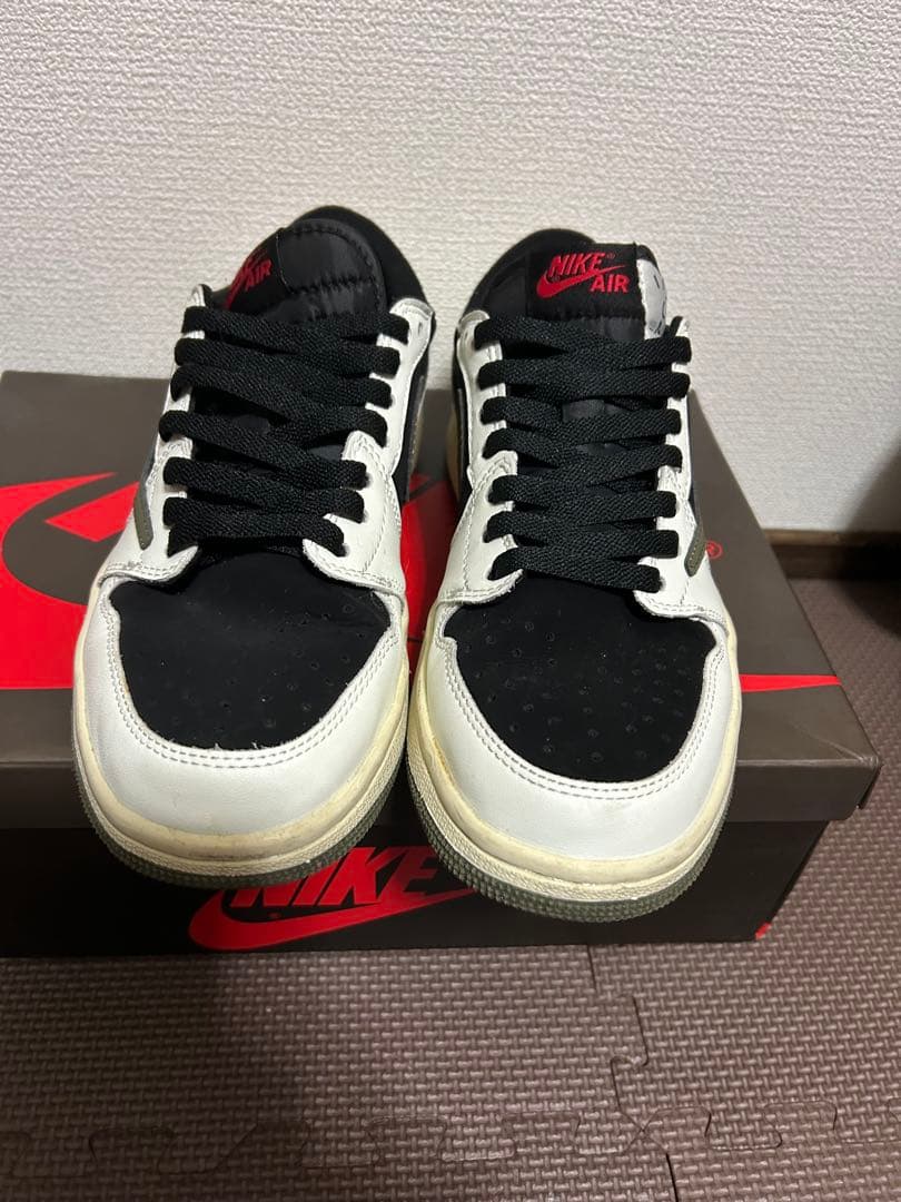 靴 Nike Air Jordan 1 low travis Scott