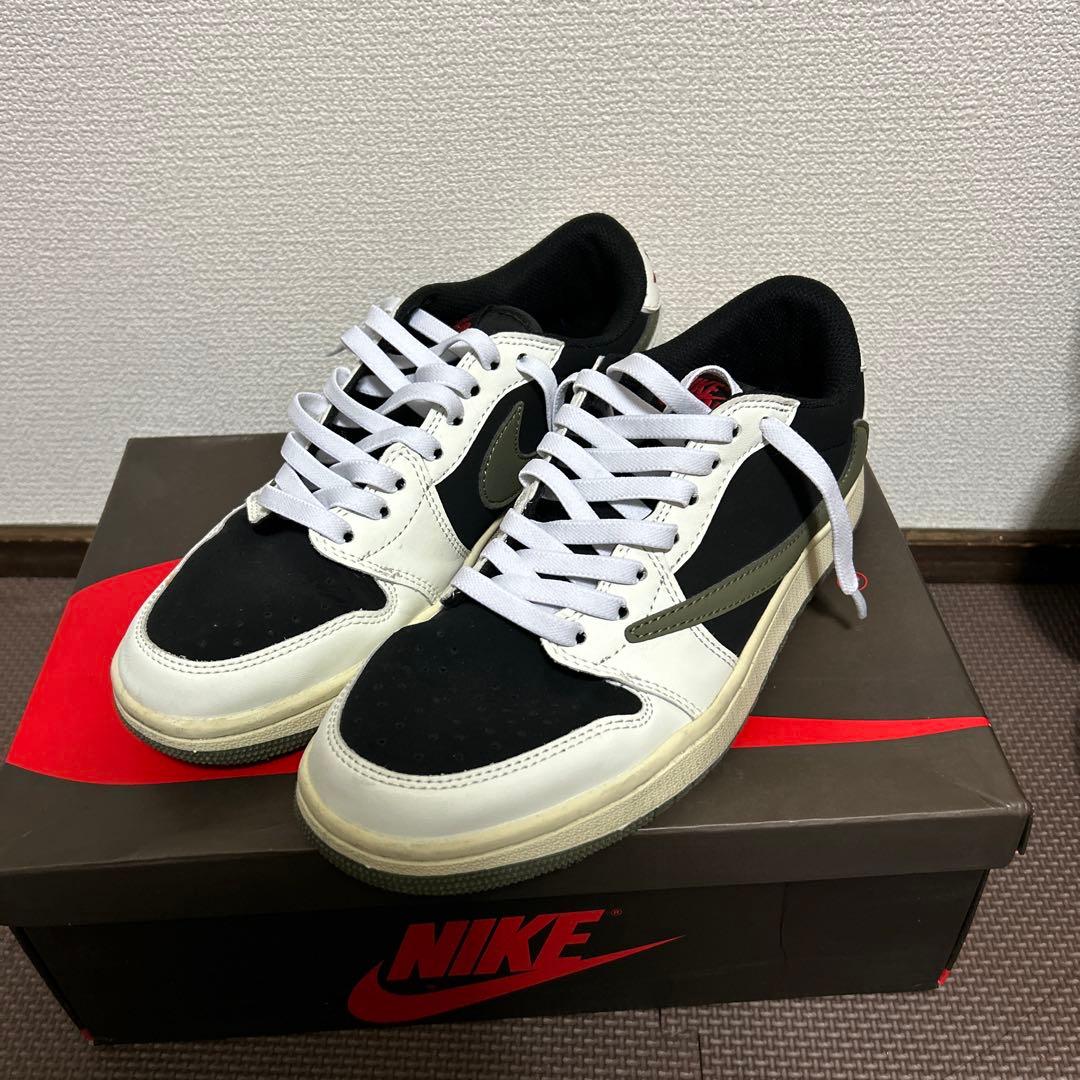 靴 Nike Air Jordan 1 low travis Scott