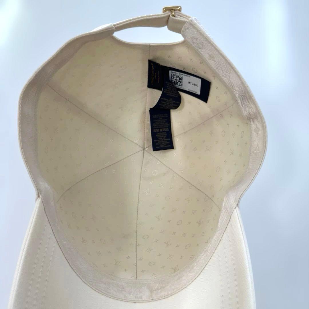 新品　男女兼用　激レア　ルイヴィトン　キャップ　LV シグネチャー　ホワイト