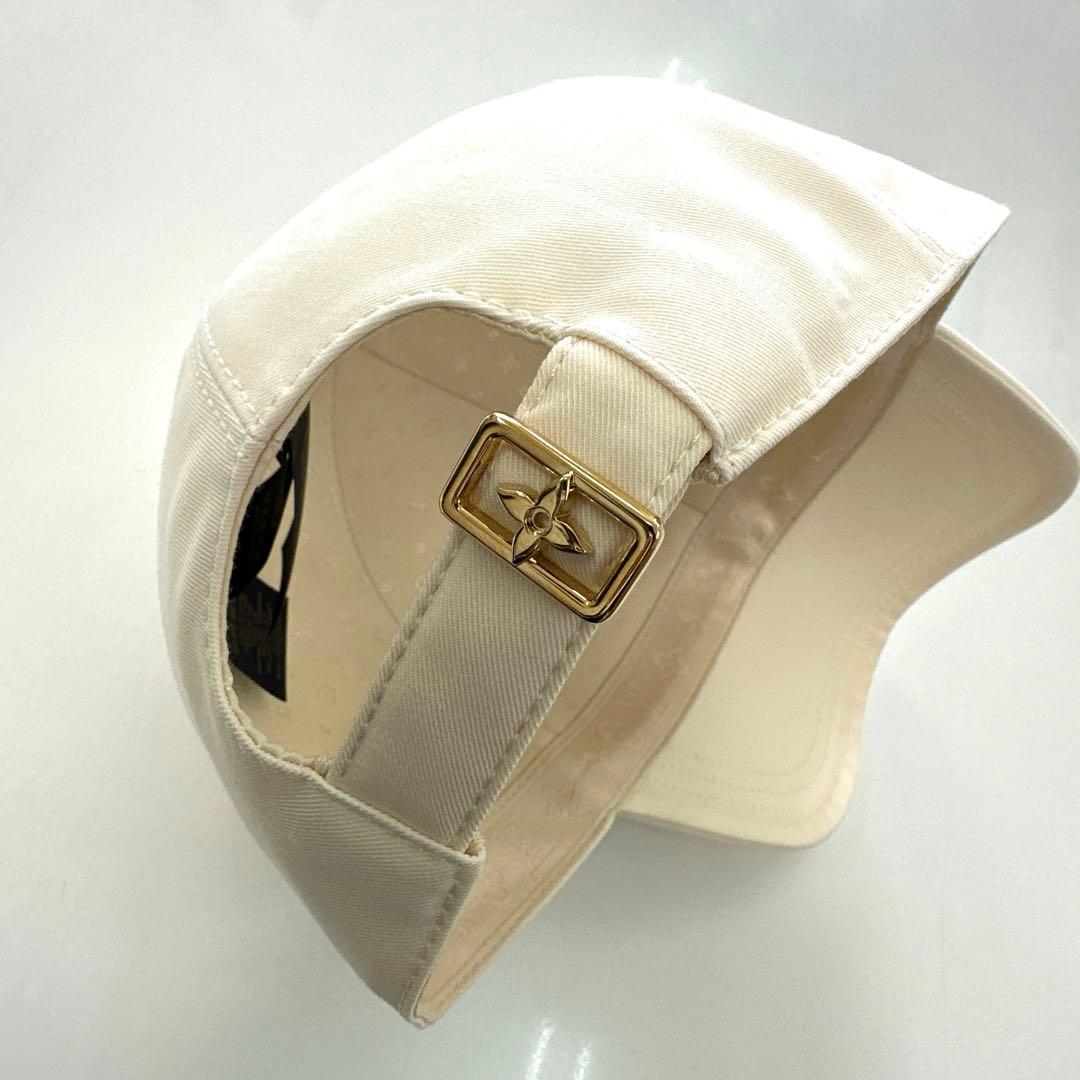 新品　男女兼用　激レア　ルイヴィトン　キャップ　LV シグネチャー　ホワイト