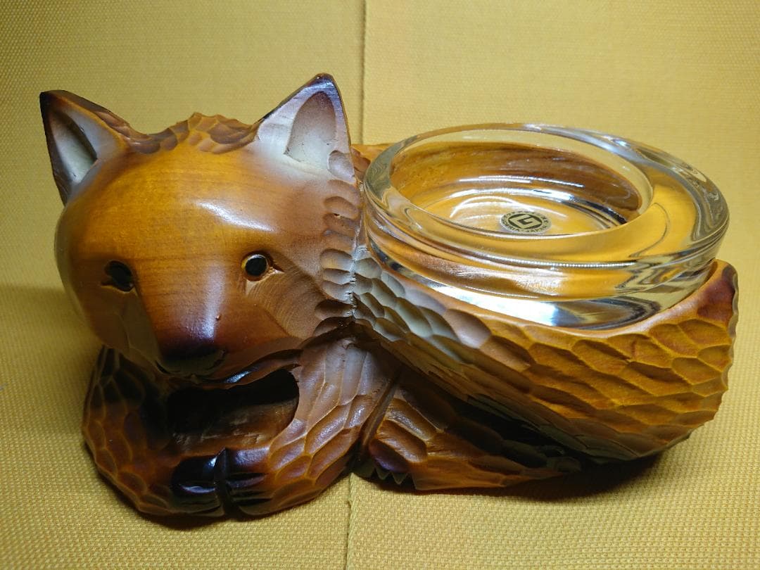 【美品】キツネ　狐　木彫　ガラス　置物　インテリア　工芸品　美術品　A1039