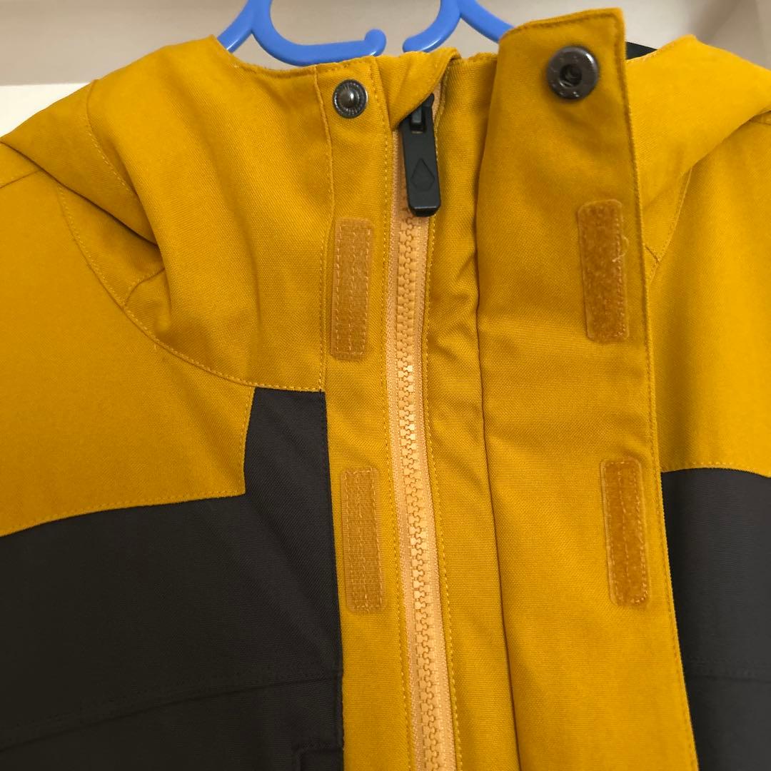 Volcom フード付きスノーボードジャケット 0時まで1500円off