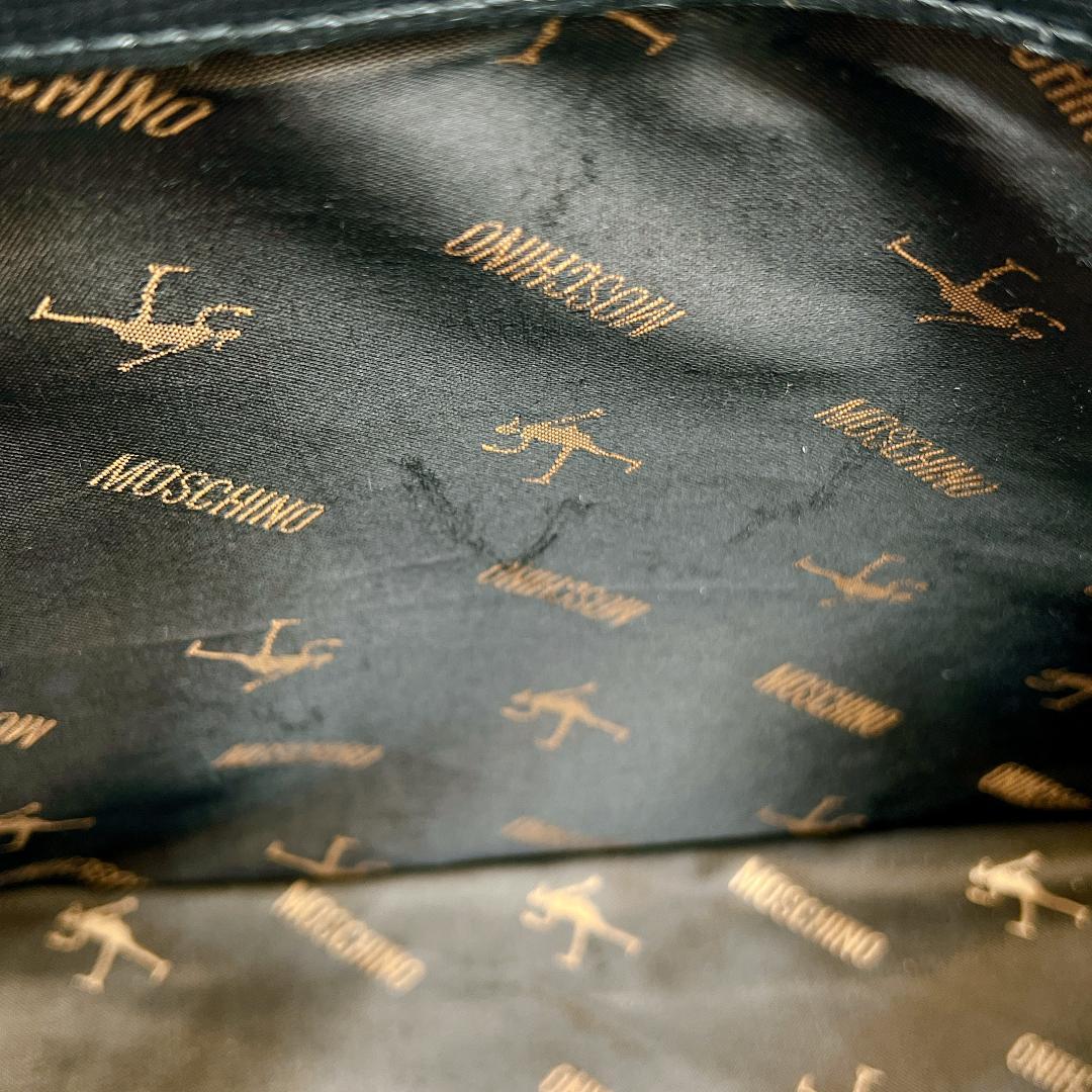 Moschino レザー ロゴプレート トートバッグ ブラック f649