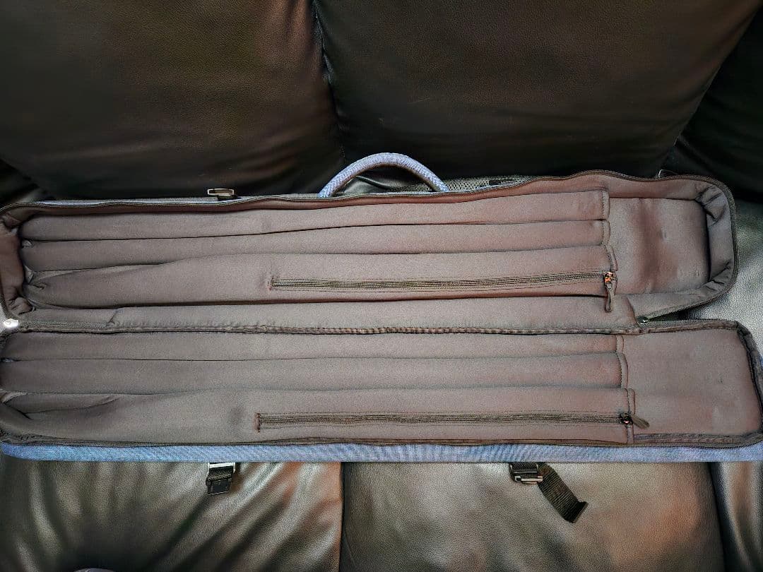 プレデターキューケース URBAIN 2バット4シャフト ソフト ブルー