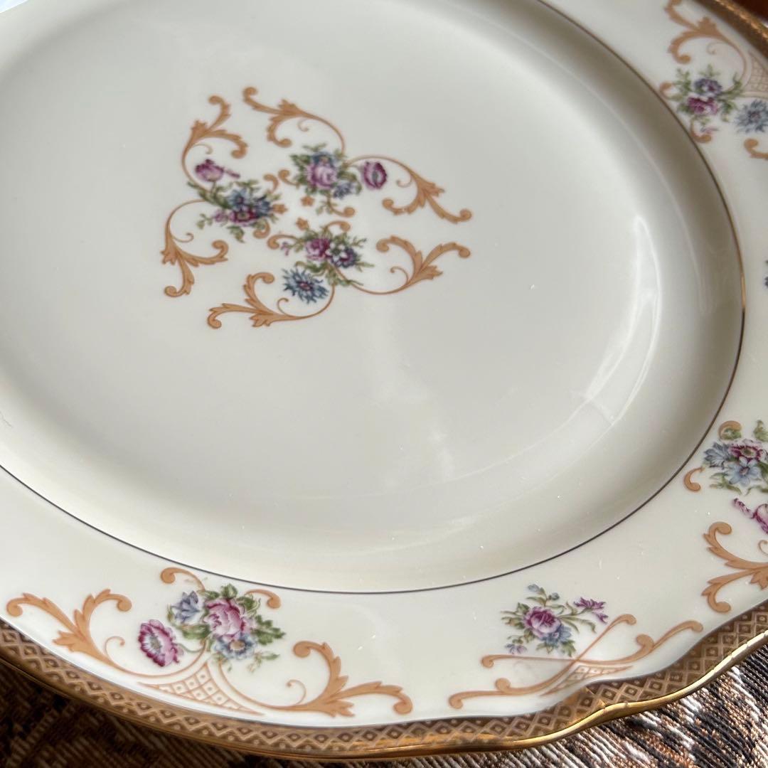 フランス製 Limoges ❁﻿fleur❁﻿美しいレリーフのディナープレート