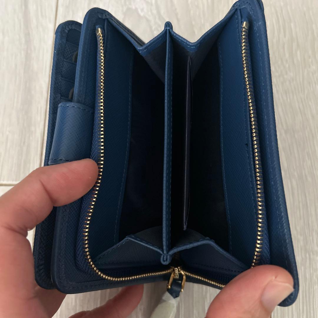 PRADA ネロ　サフィアーノ　レザー　二つ折り財布 ネイビー