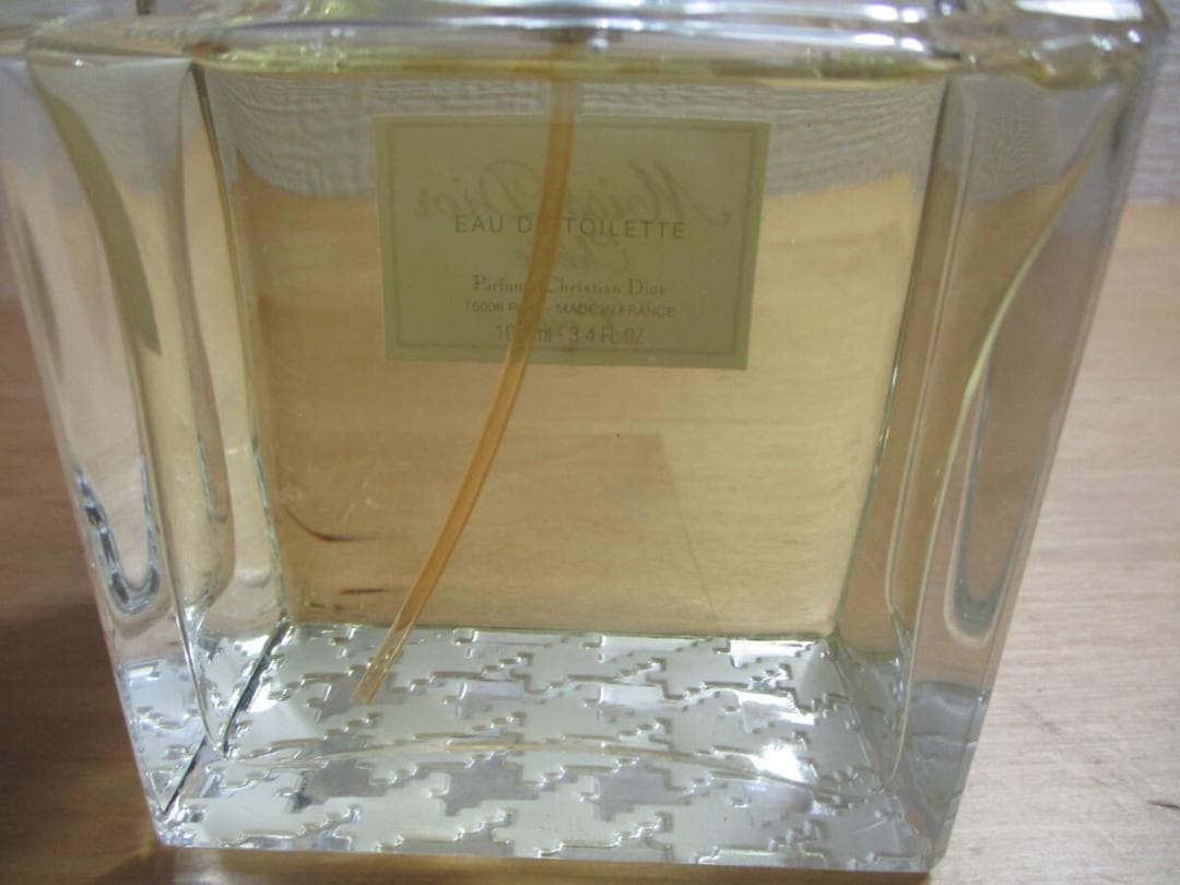クリスチャンディオール　ミスディオール　シェリー　ロー　ＥＤＴ　残量９９％