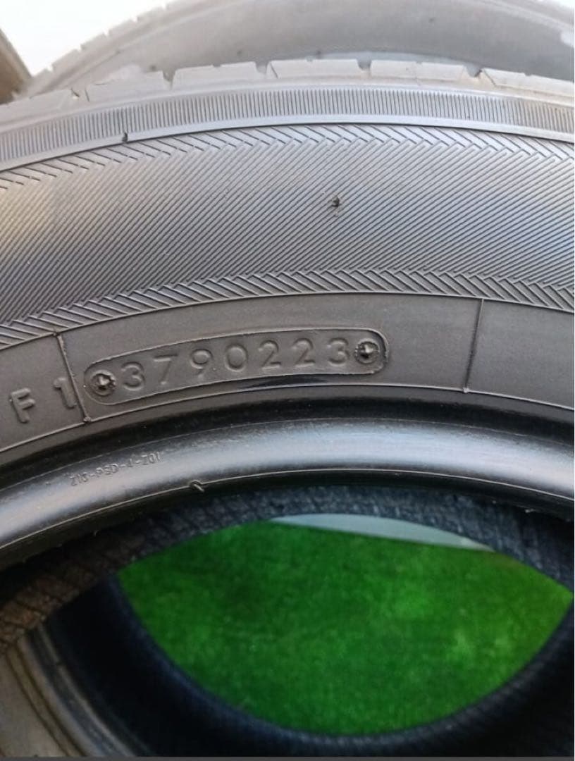 タイヤ・ホイール 215/60R16 95H TOYO SD-7