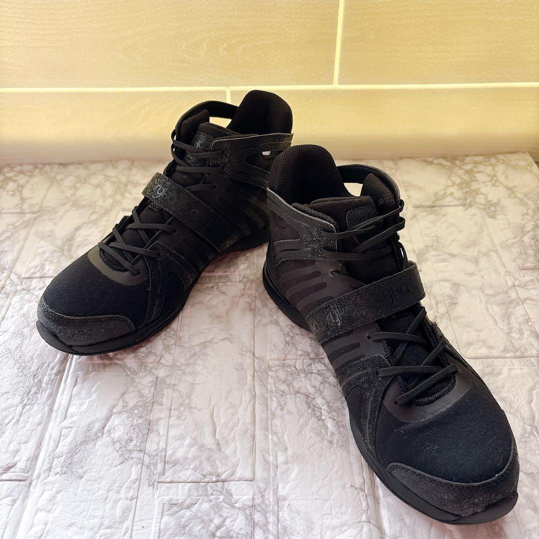 極美品【ryka】ライカ フィットネスシューズ TENACITY 25センチ
