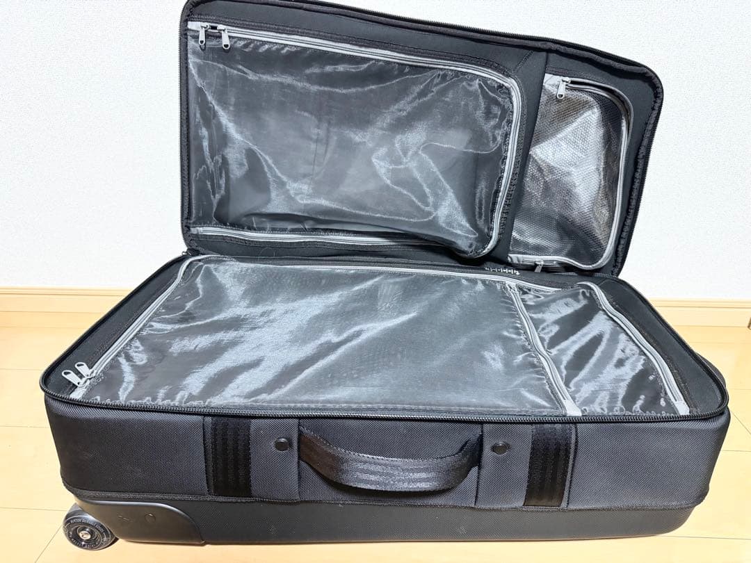 【美品】BURTON　86L　ウィーリーダブルデッキ　スーツケース