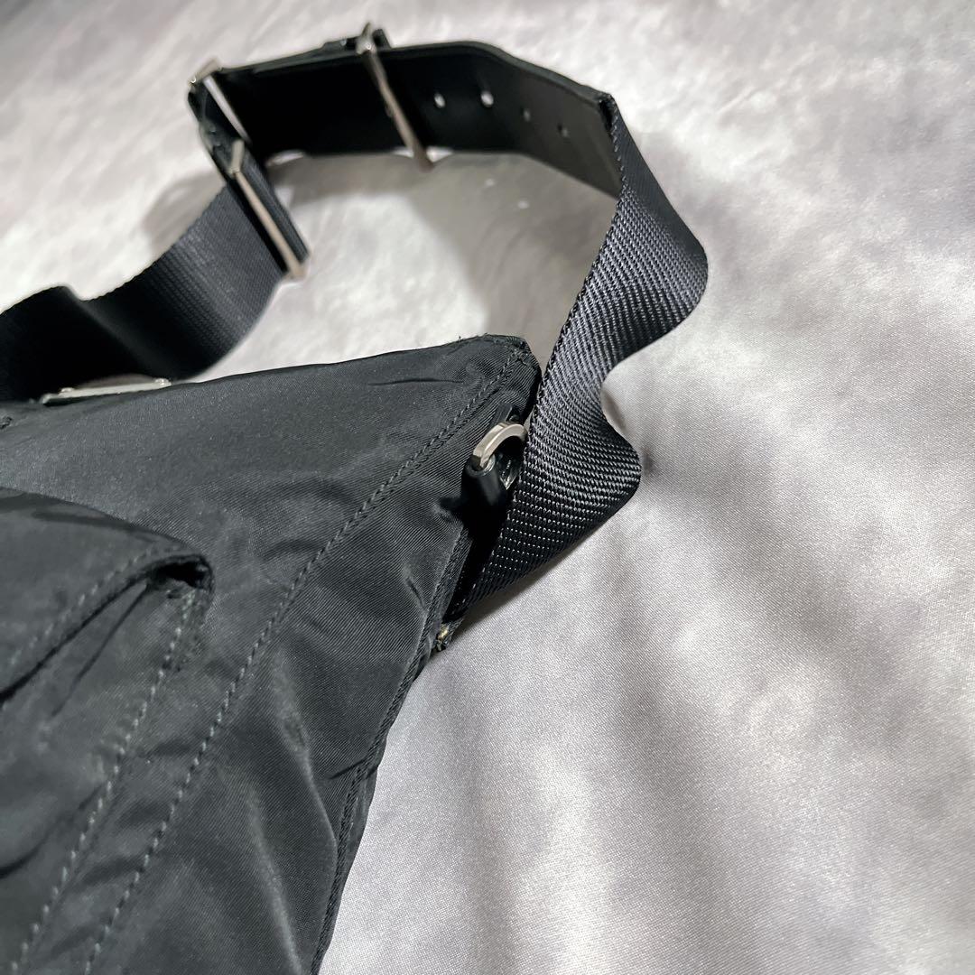 バッグ y2k 00s PRADA BodyBag Waist Bag Nylon