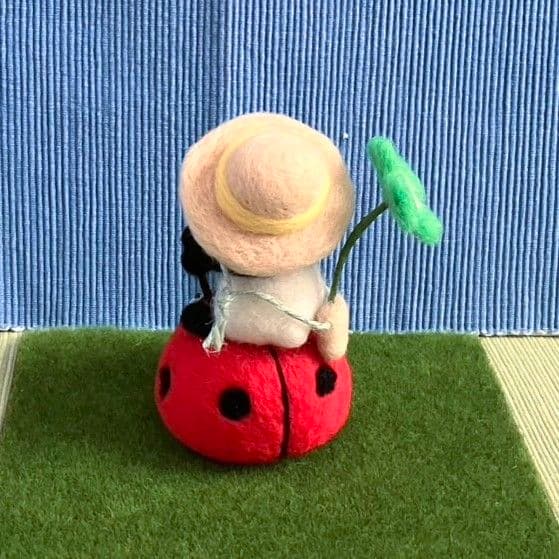 yano-kun 羊毛フェルト 作品 お月見パンダんご