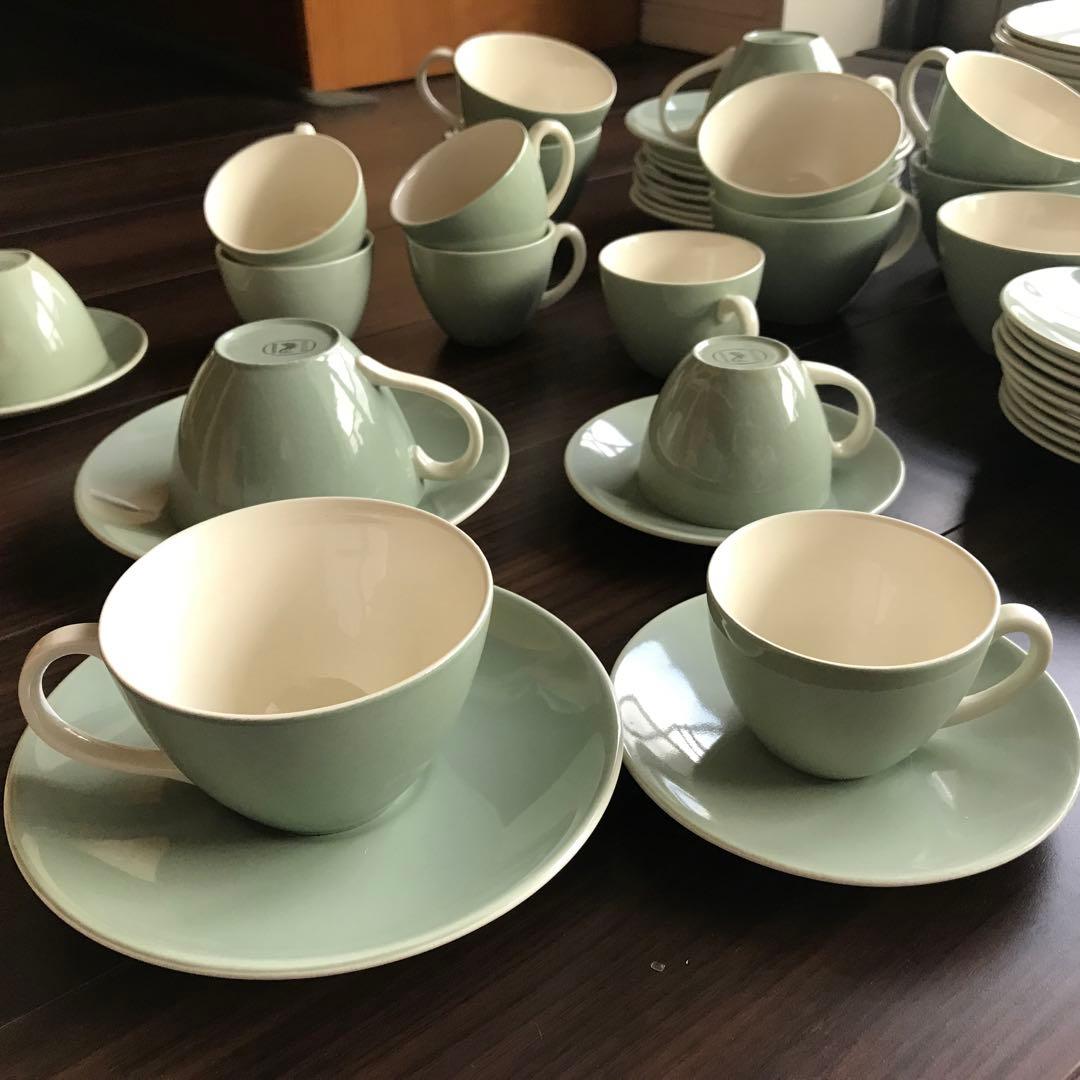 英国 Poole Pottery食器セット10人分　プレート　カップ＆ソーサー