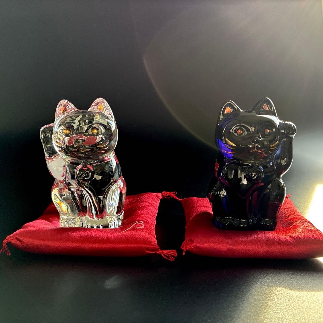 未使用 バカラ まねき猫 クリア ミッドナイト 2個 座布団付き 招き猫 置物