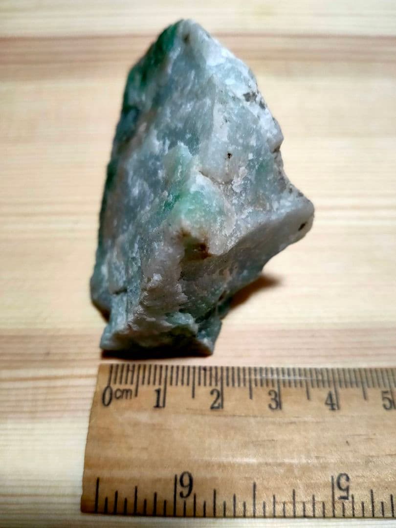 翡翠　原石