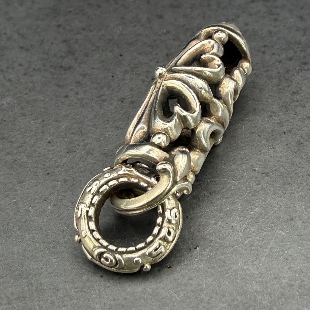 A&G エーアンドジー　ゴシック調　ペンダントトップ