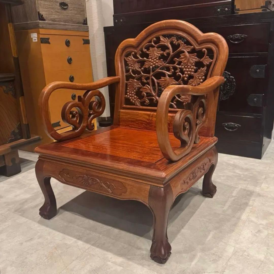【豪華】花梨材 アームチェア 葡萄柄彫 ブドウ柄 アジアンヴィンテージ 在庫2脚