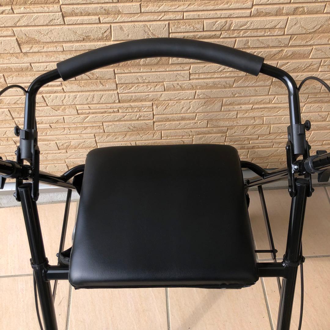 PEPE シルバーカー 歩行器 美品 未使用？