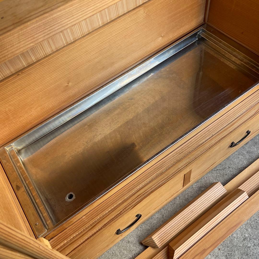 置水屋　茶道具　茶箪笥　茶棚　網代引戸