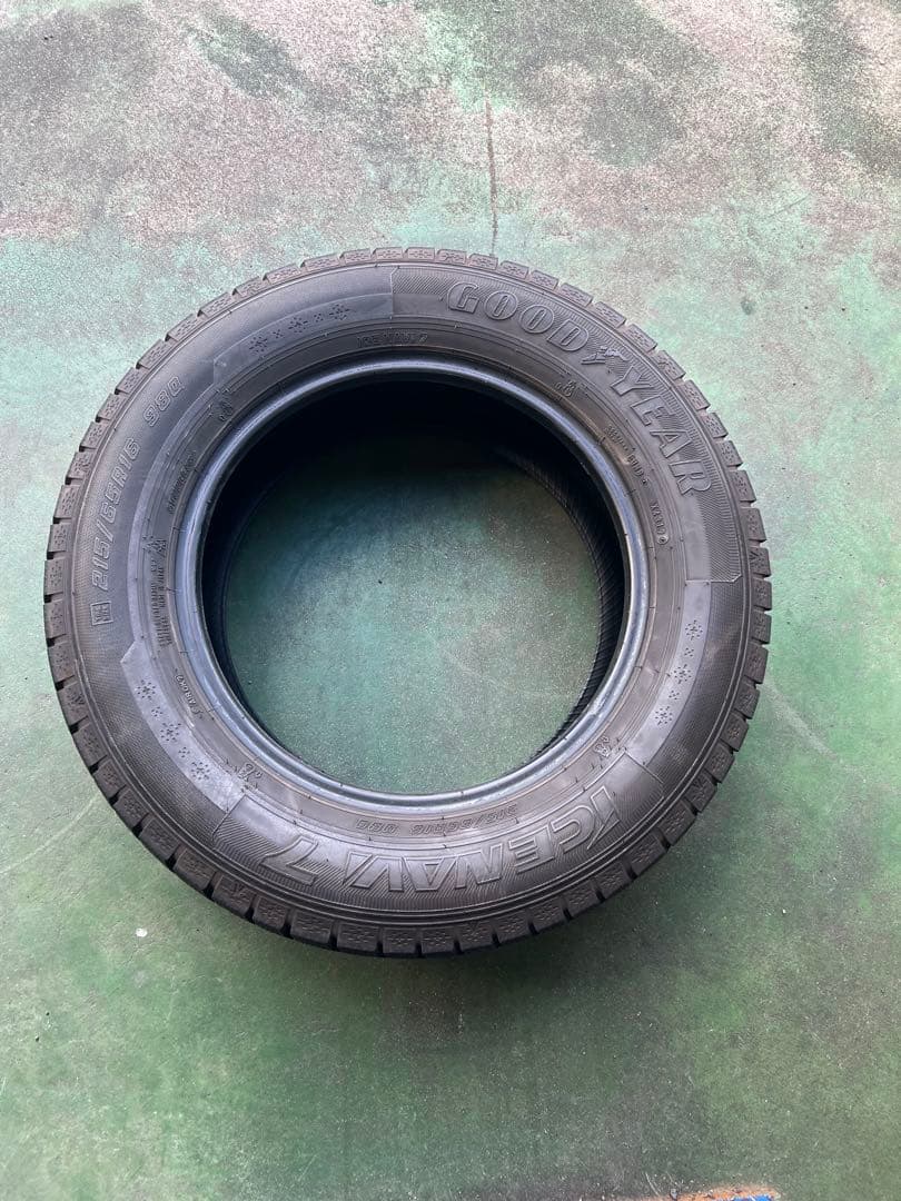 2019年製 バリ溝 グッドイヤー アイスナビ7 215/65R16 4本セット