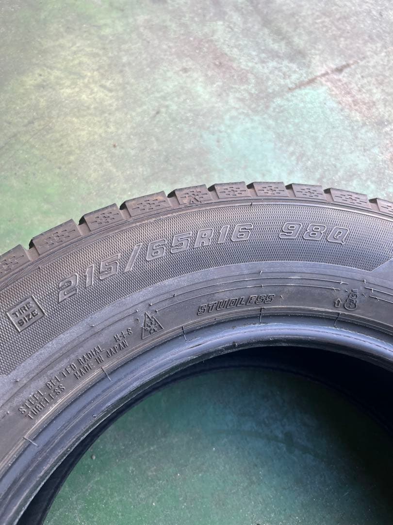 2019年製 バリ溝 グッドイヤー アイスナビ7 215/65R16 4本セット