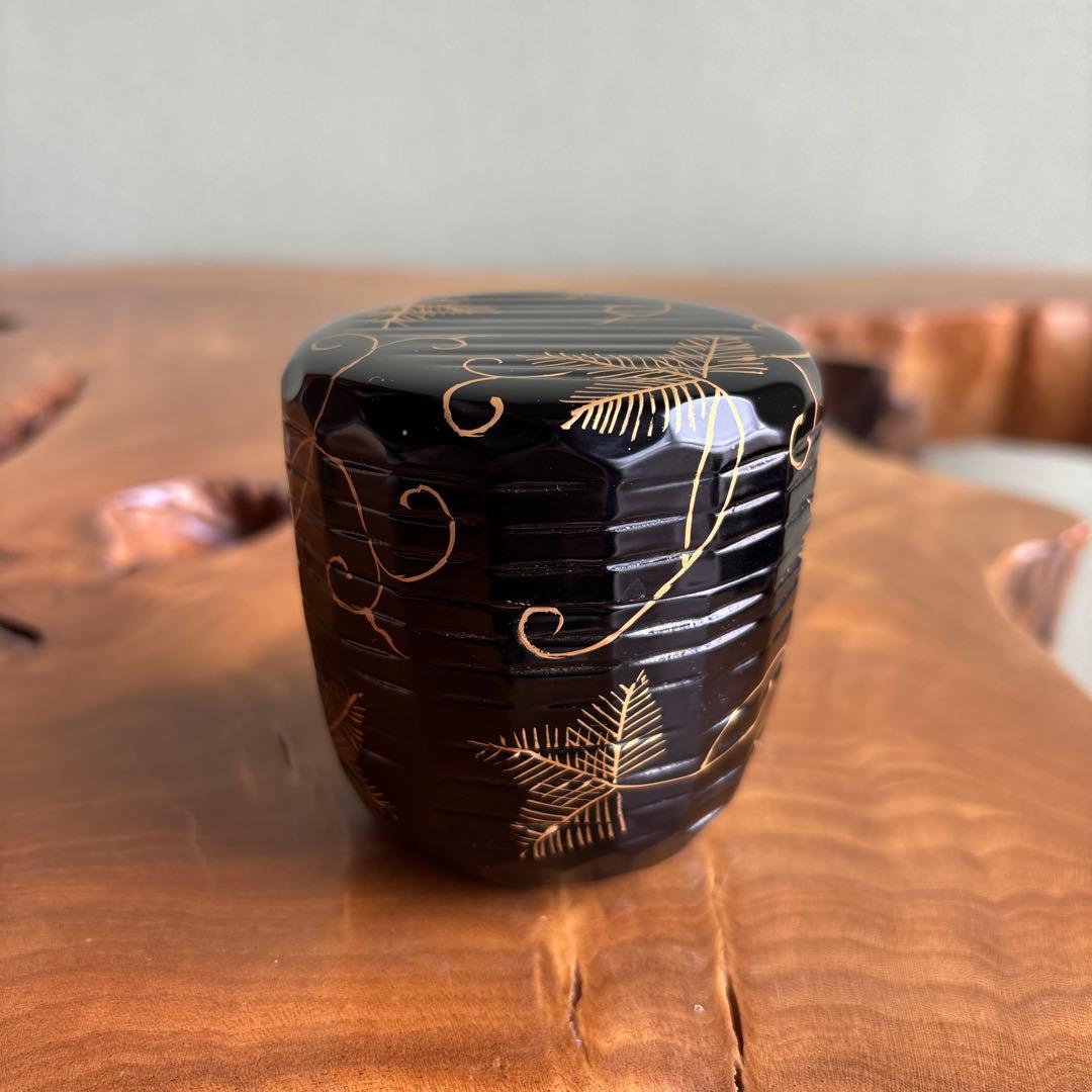 淡々斎好 松唐草蒔絵折撓棗 茶道具 共箱