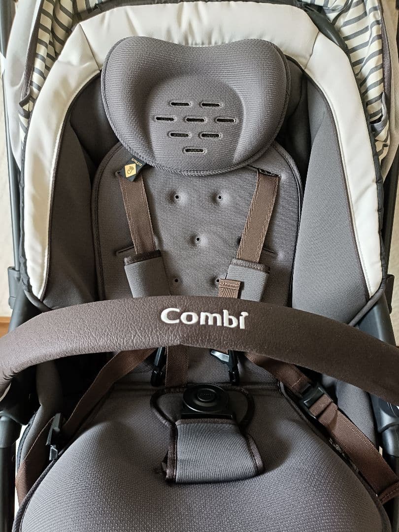 Combi ベビーカー スゴカルSwich PlusエッグショックXL