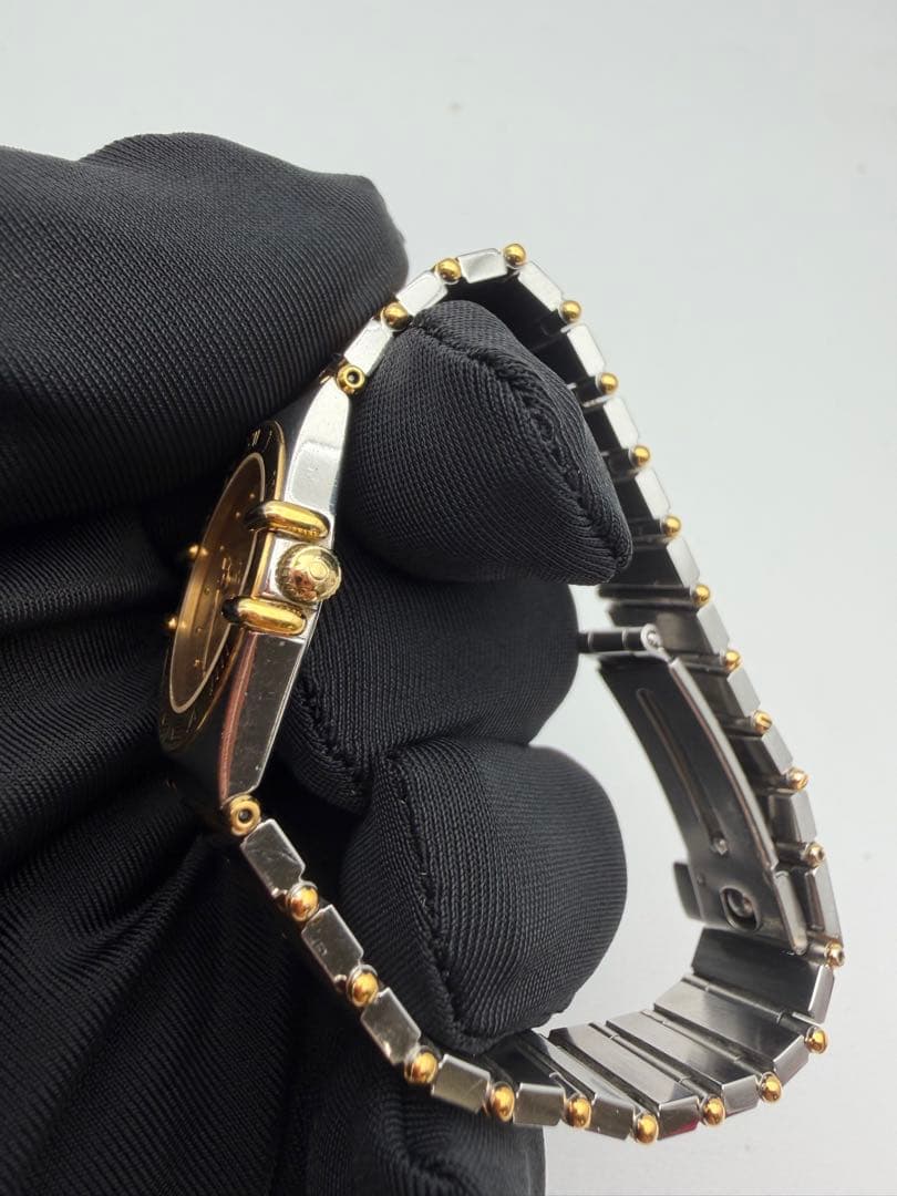 A*y様 OMEGA コンステレーション ゴールド×シルバー