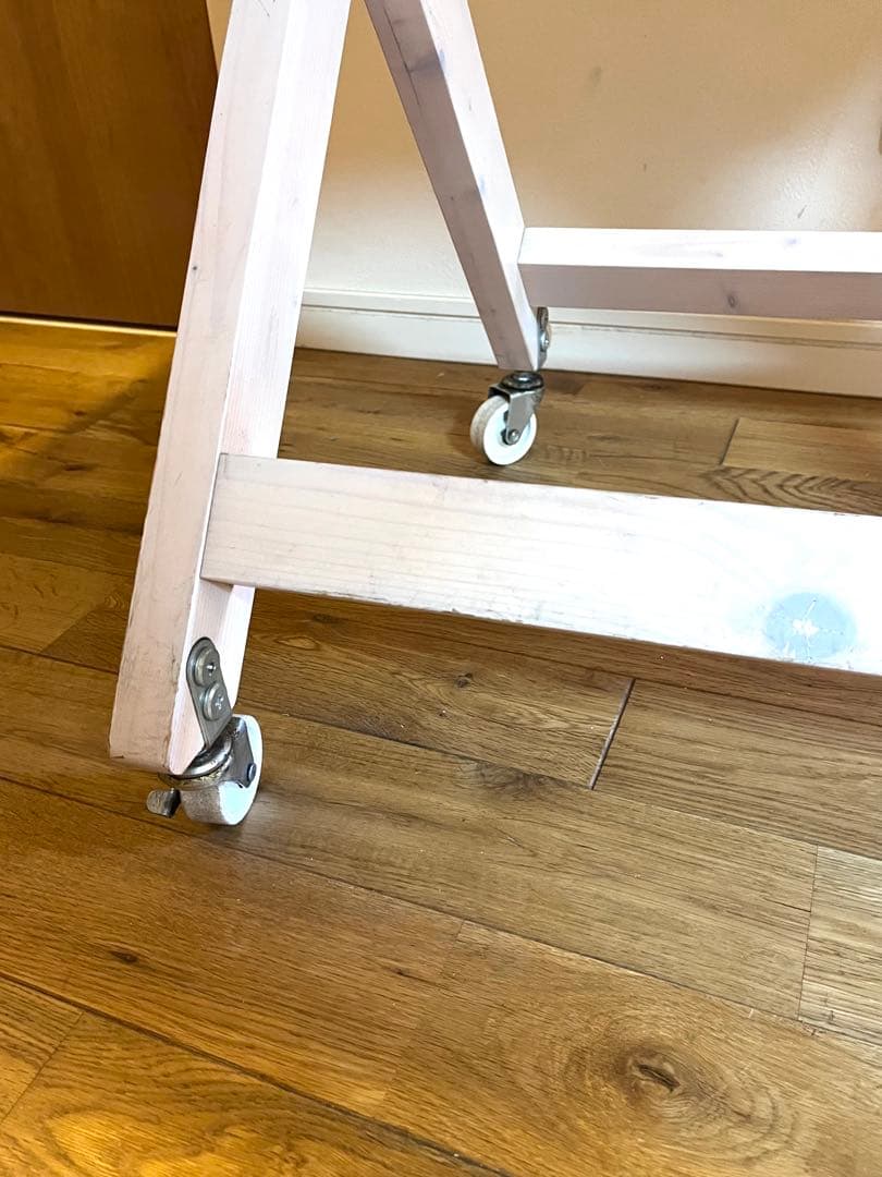 店舗什器　木製ワゴン