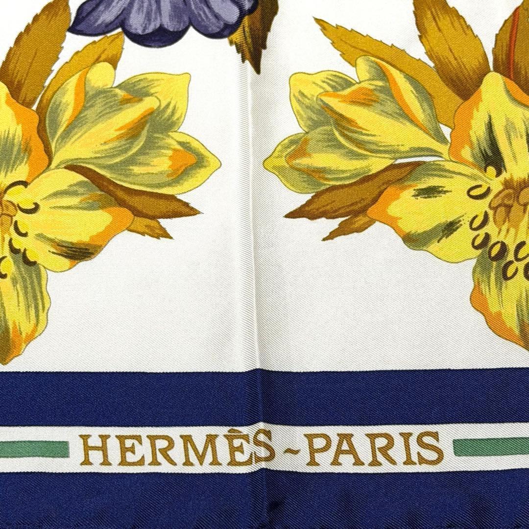 エルメス HERMES スカーフ　カレ90 ヘラスの花　【クリーニング済み】