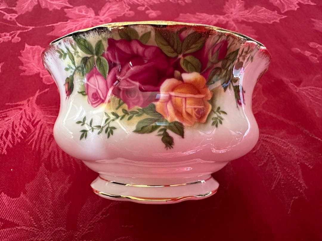 ロイヤルアルバートオールドカントリーローズ