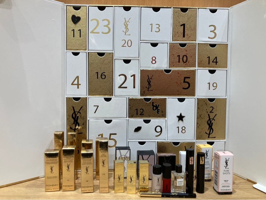 ◇イヴサンローラン　ノエル　アドベントカレンダー　2021