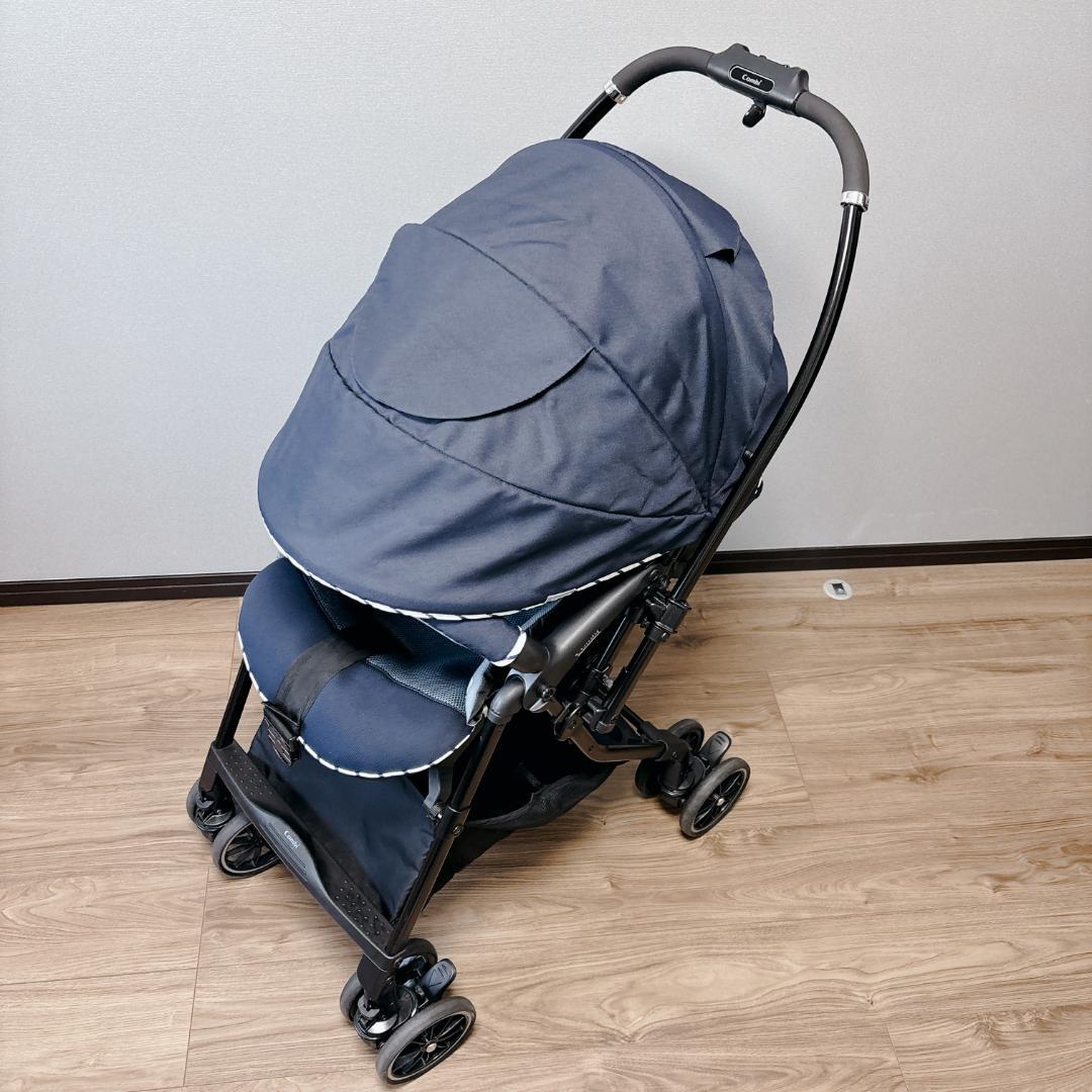 【極美品】 Combi スゴカルα 4キャス Light エッグショックHS