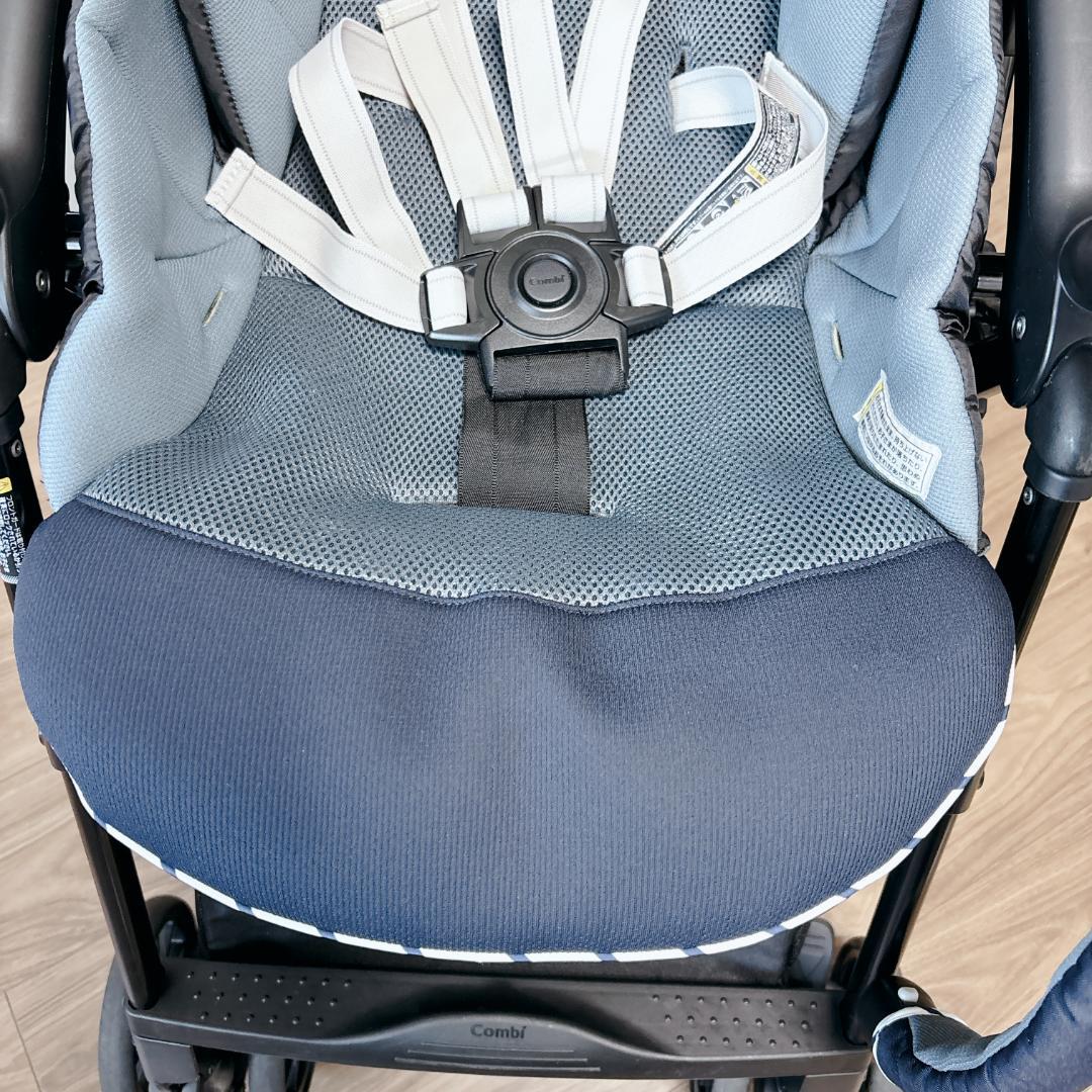 【極美品】 Combi スゴカルα 4キャス Light エッグショックHS