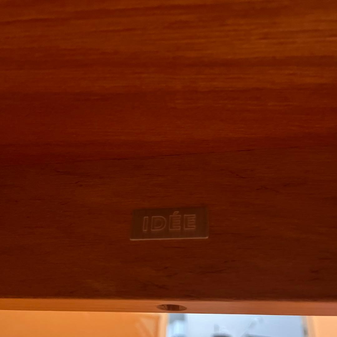 ダイニングテーブル idee STILT TABLE 1400 Green Black