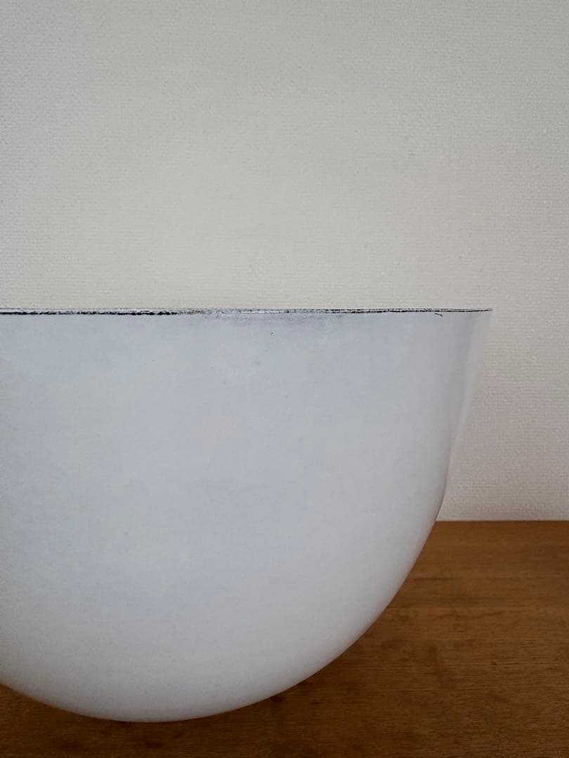 金森正起さん　琺瑯　ボール大　金属素材