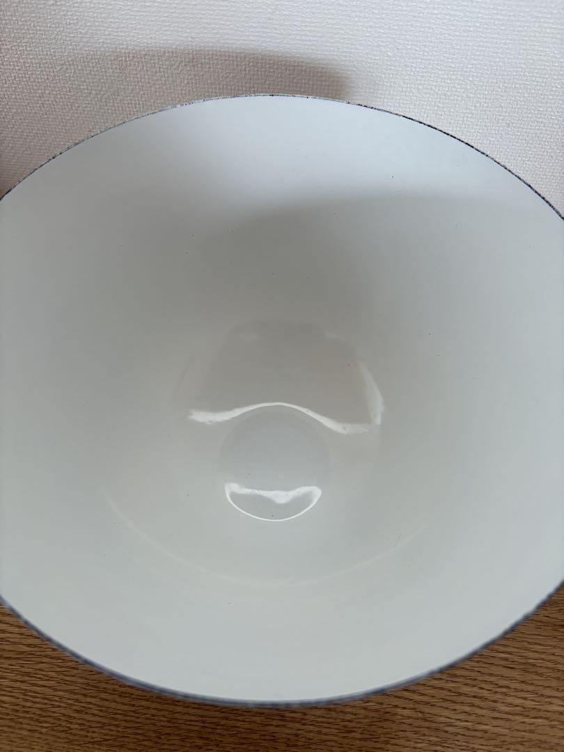 金森正起さん　琺瑯　ボール大　金属素材