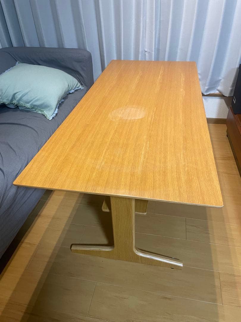 無印良品 リビングでもダイニングでもつかえるテーブル