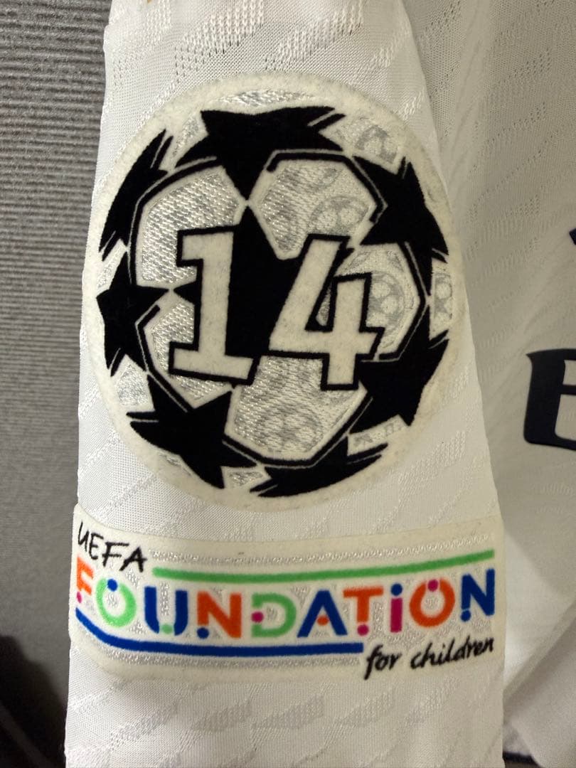 レアル・マドリード　オーセンティック長袖　ユニフォーム　23-24 ベリンガム