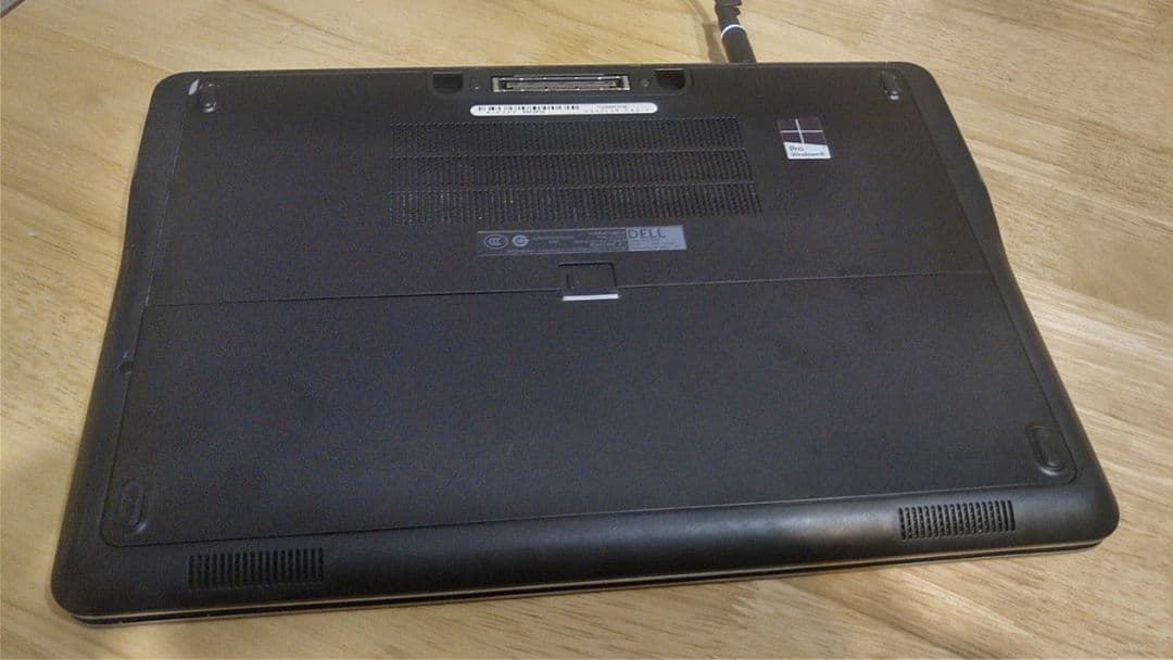 Windowsノート本体 DELL E7240 i5-4210U / 16GB / SSD256GB