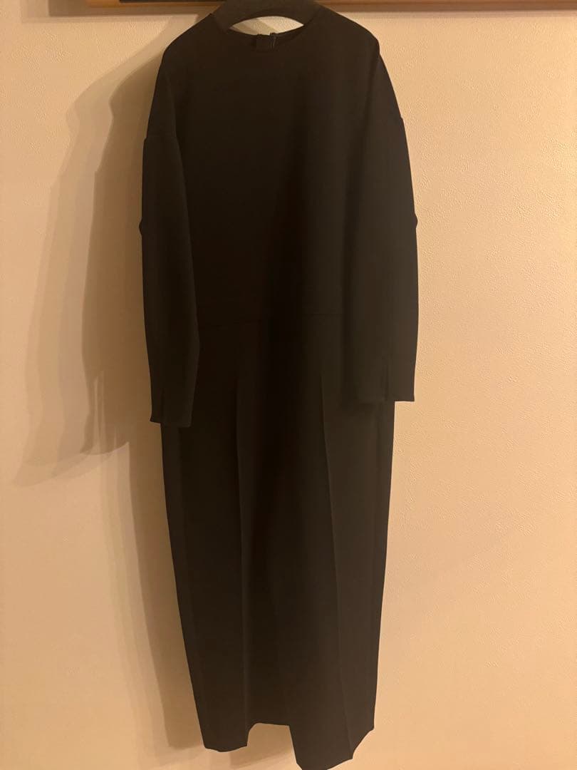 値下げ中！新品タグ付きローヘンLOHEN ロングスリーブオールインワン36