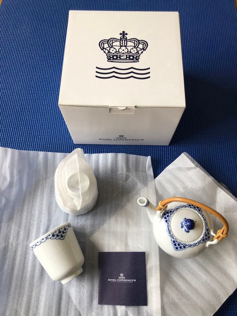 【未使用・箱付き】ロイヤルコペンハーゲン プリンセス 急須と湯呑みセット