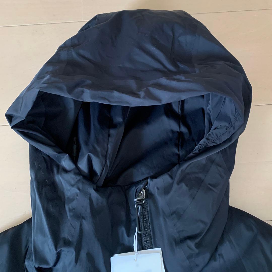 新品未使用　DESCENTE ALLTERRAIN 薄中綿パーカー　レディースＬ