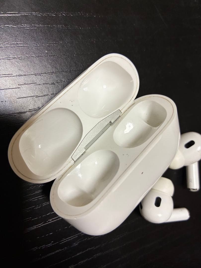 お買い得AirPods 第2世代 ＆ Echo Dot（第5世代）セット‼︎